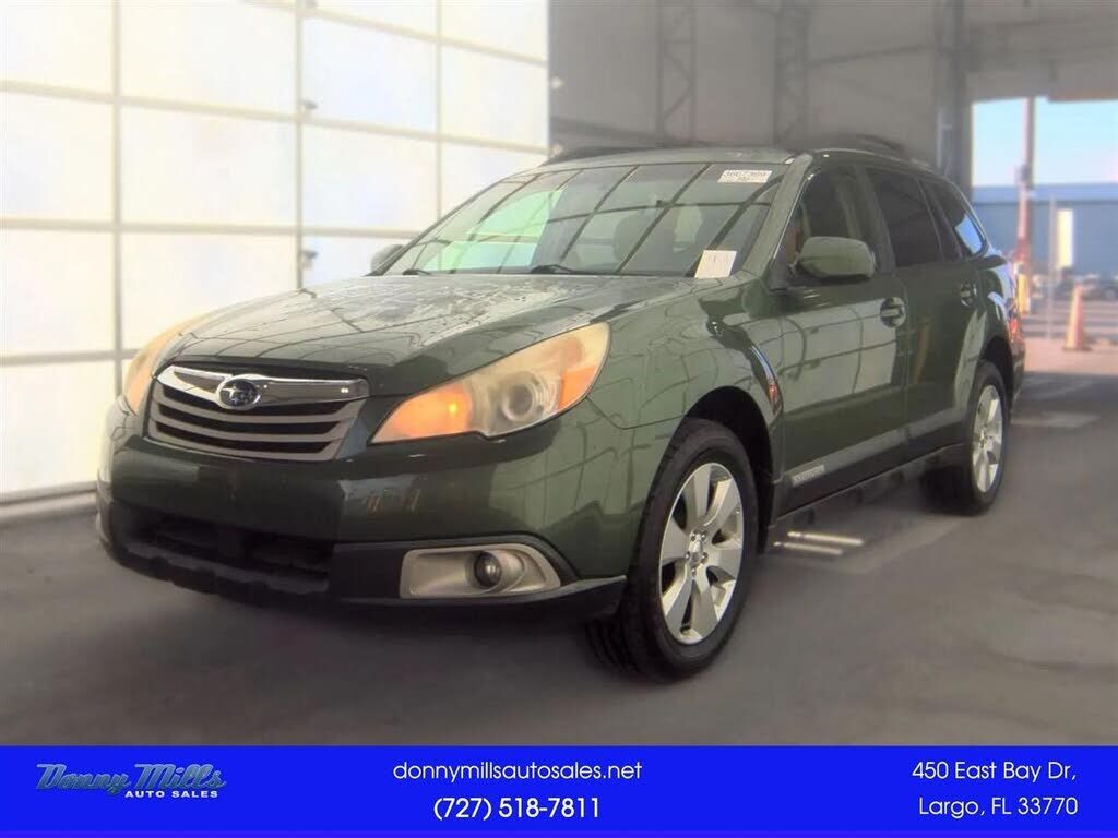 2011 SUBARU Outback