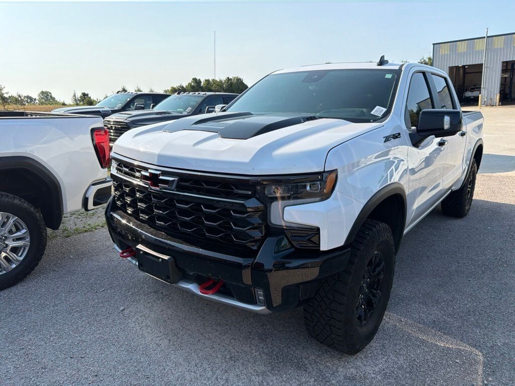 2024 CHEVROLET Silverado