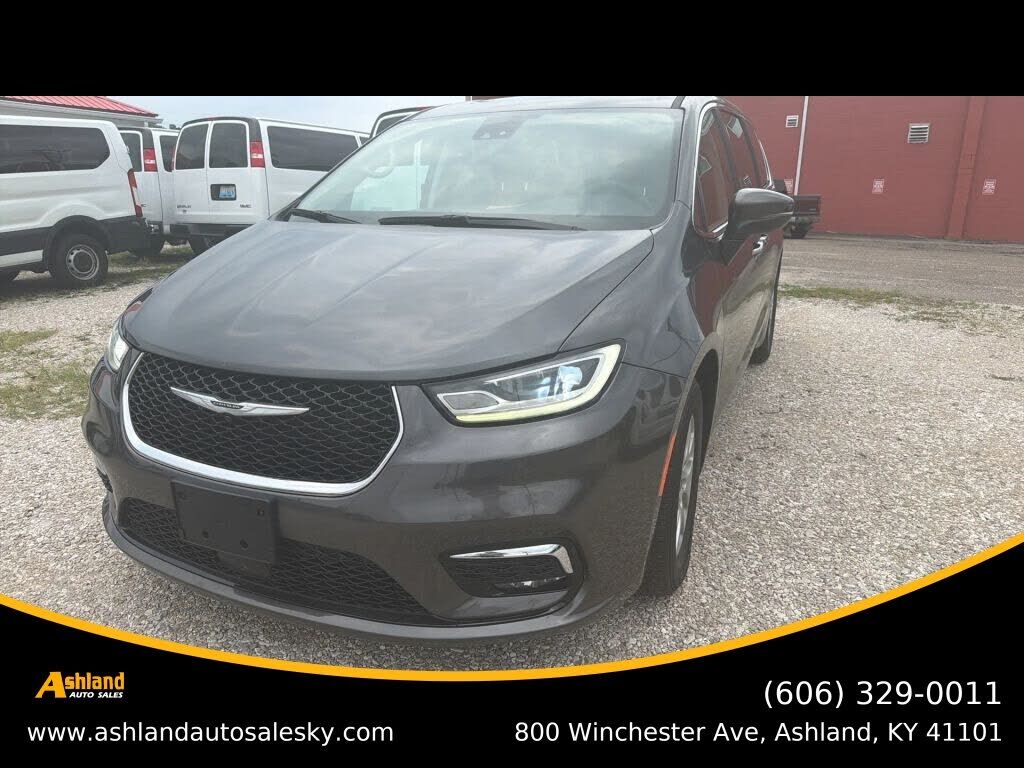 2023 CHRYSLER Pacifica