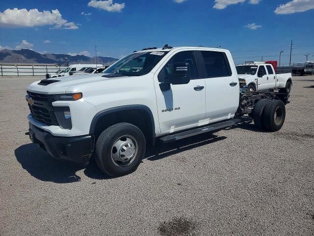 2024 CHEVROLET Silverado HD