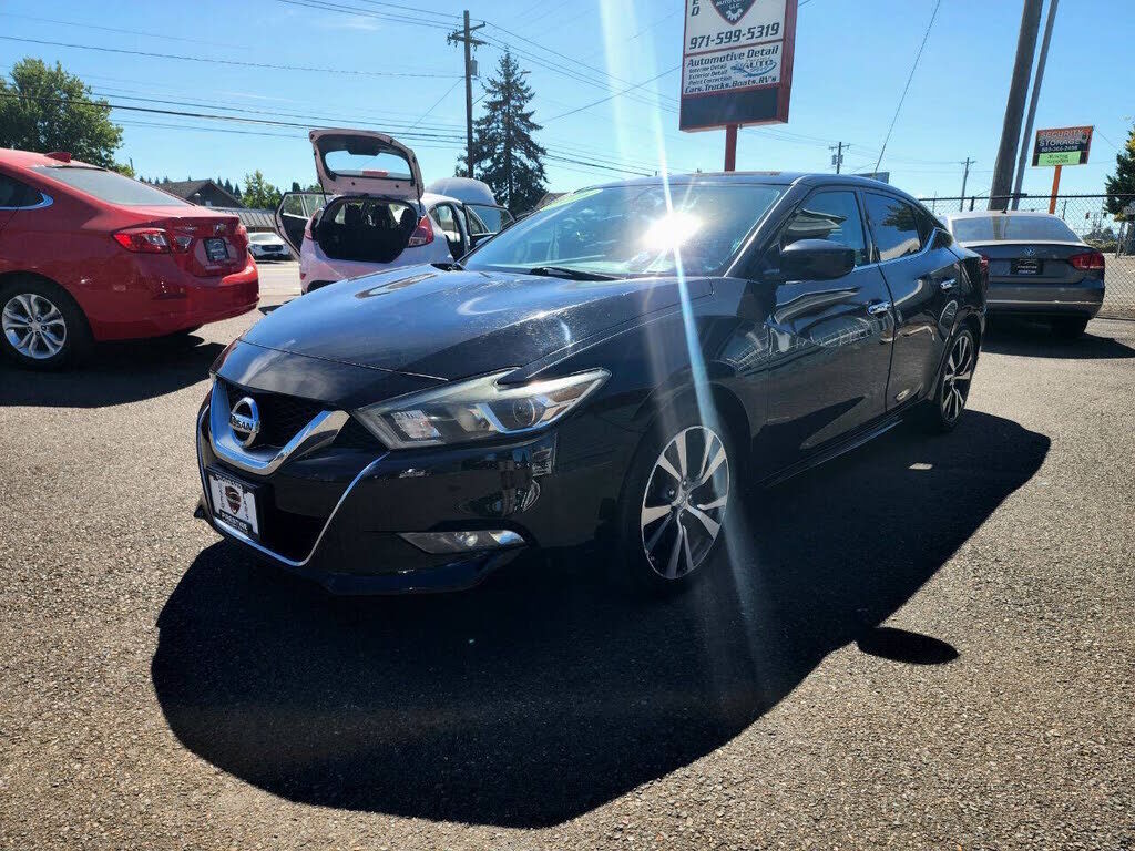2016 NISSAN Maxima