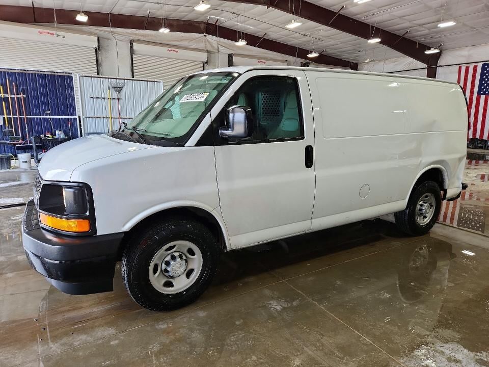 2017 CHEVROLET Express