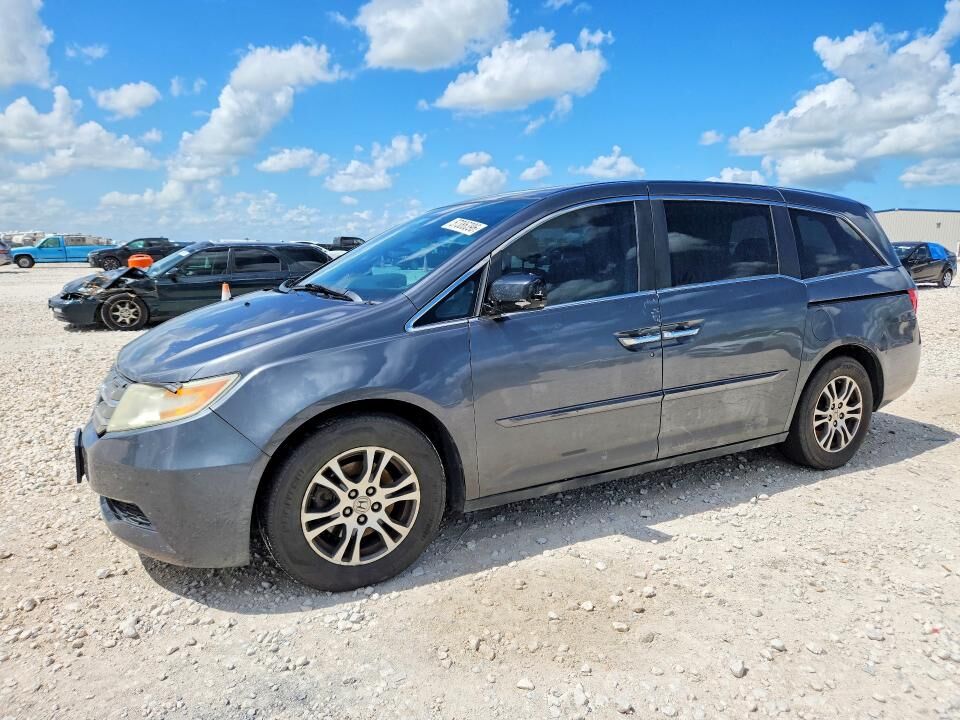 2013 HONDA Odyssey