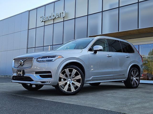 2023 VOLVO XC90