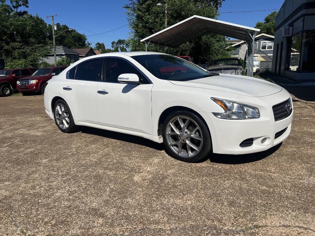 2010 NISSAN Maxima