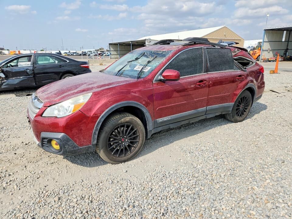 2014 SUBARU Outback