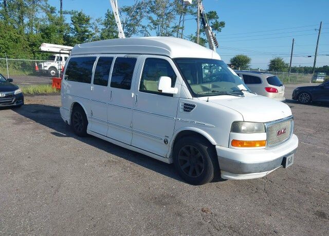 2011 GMC Savana