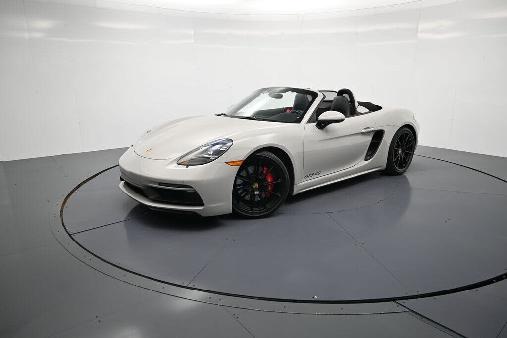 2021 PORSCHE 718