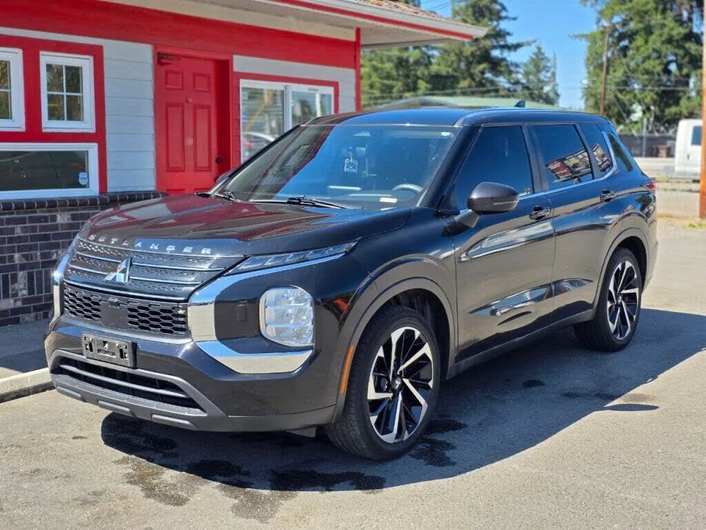 2022 MITSUBISHI Outlander
