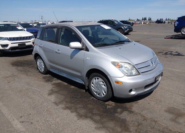 2005 TOYOTA SCION