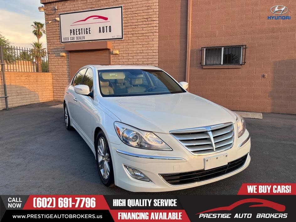 2013 HYUNDAI Genesis