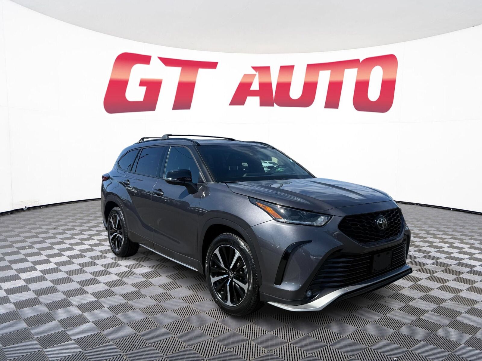 2022 TOYOTA Highlander