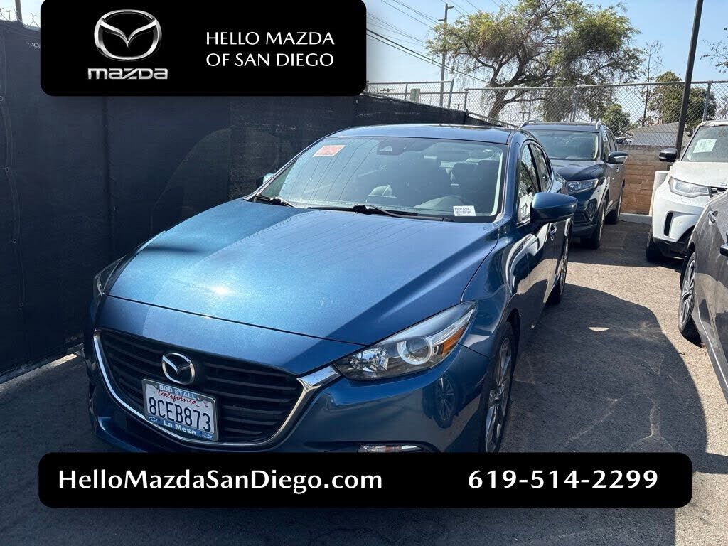 2018 MAZDA Mazda3