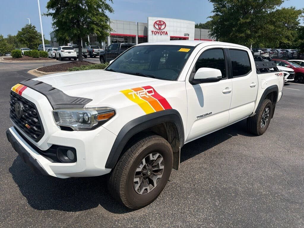 2020 TOYOTA Tacoma