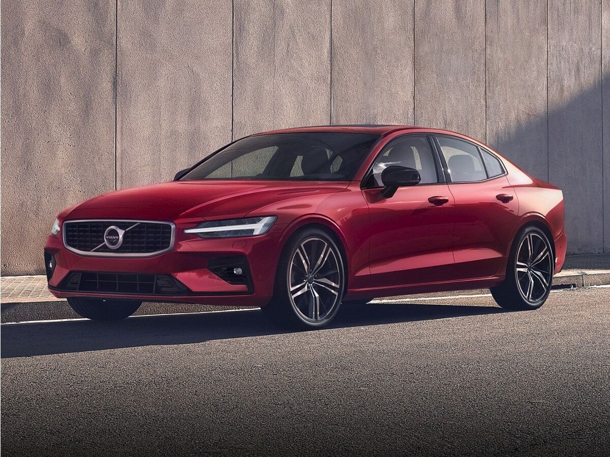 2021 VOLVO S60