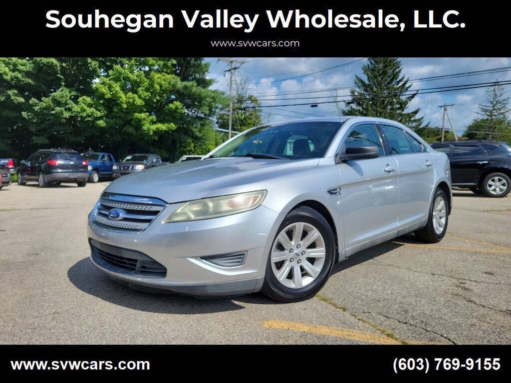 2010 FORD Taurus