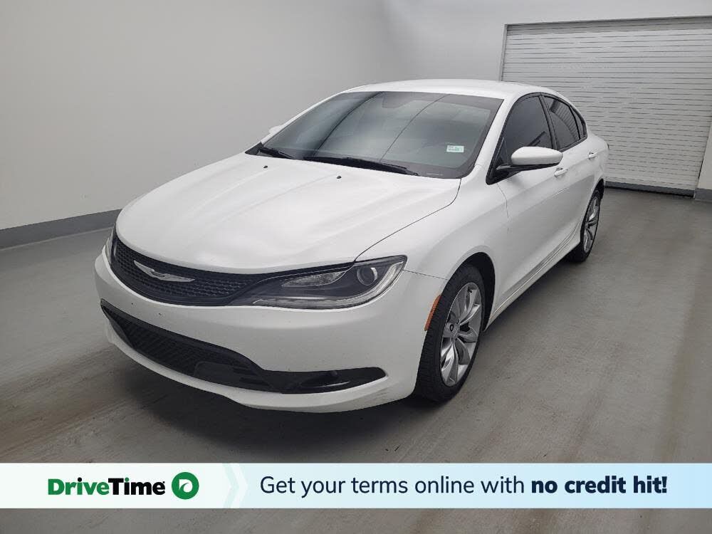 2016 CHRYSLER 200