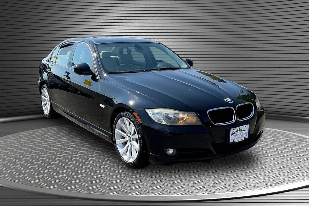 2011 BMW 3 Series