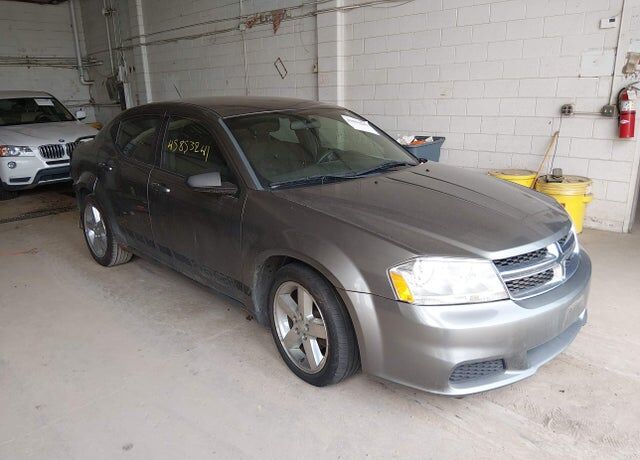 2012 DODGE Avenger