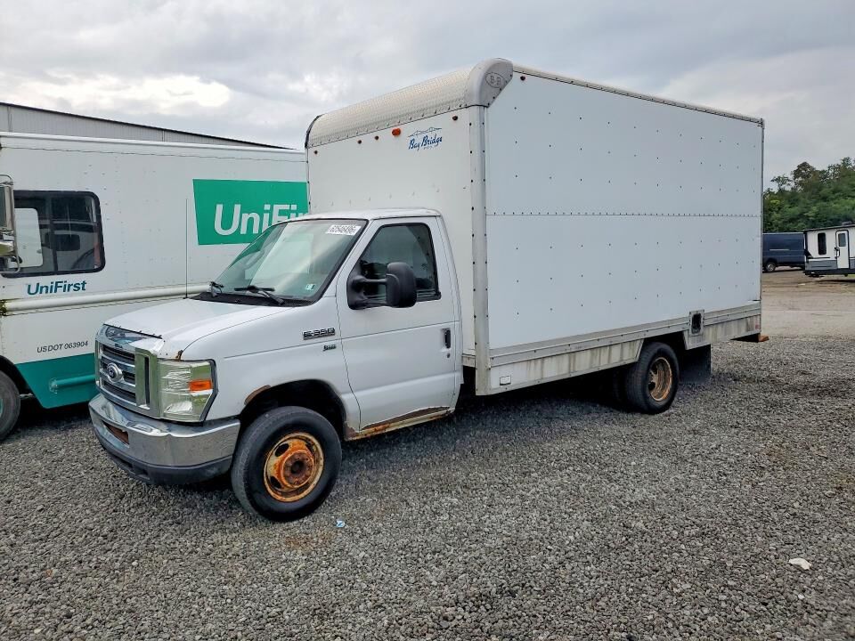 2015 FORD E-350