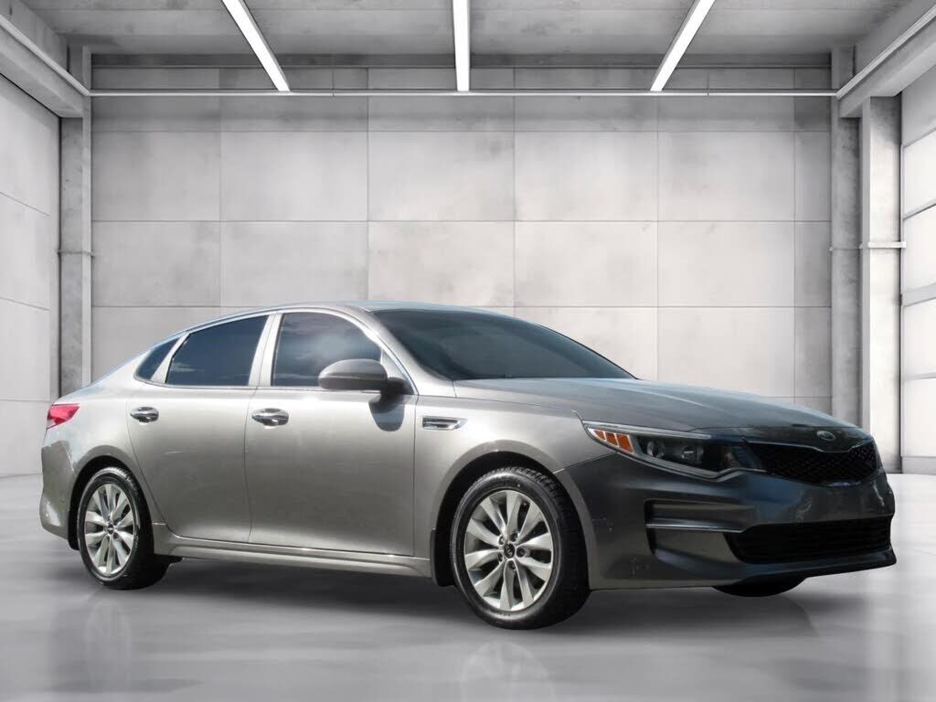 2018 KIA Optima