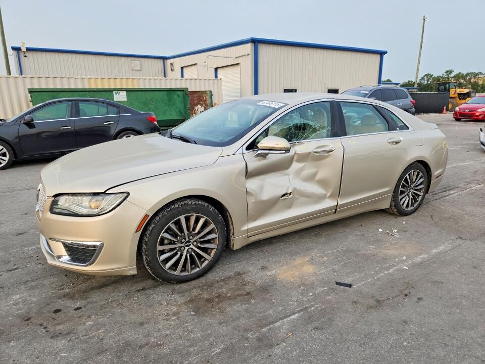 2017 LINCOLN MKZ