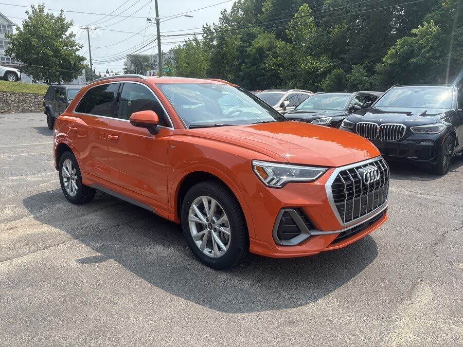 2024 AUDI Q3