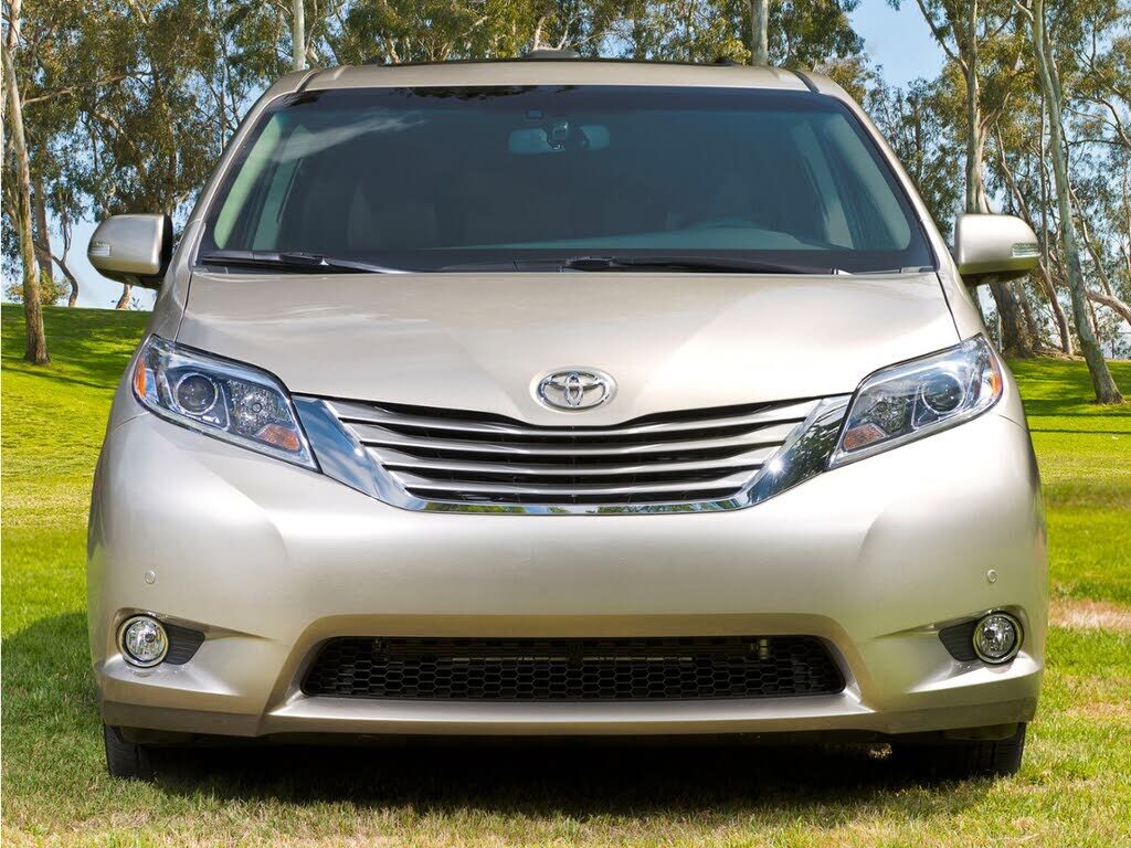 2016 TOYOTA Sienna