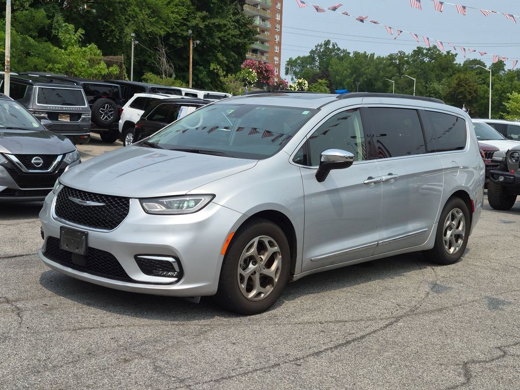 2023 CHRYSLER Pacifica