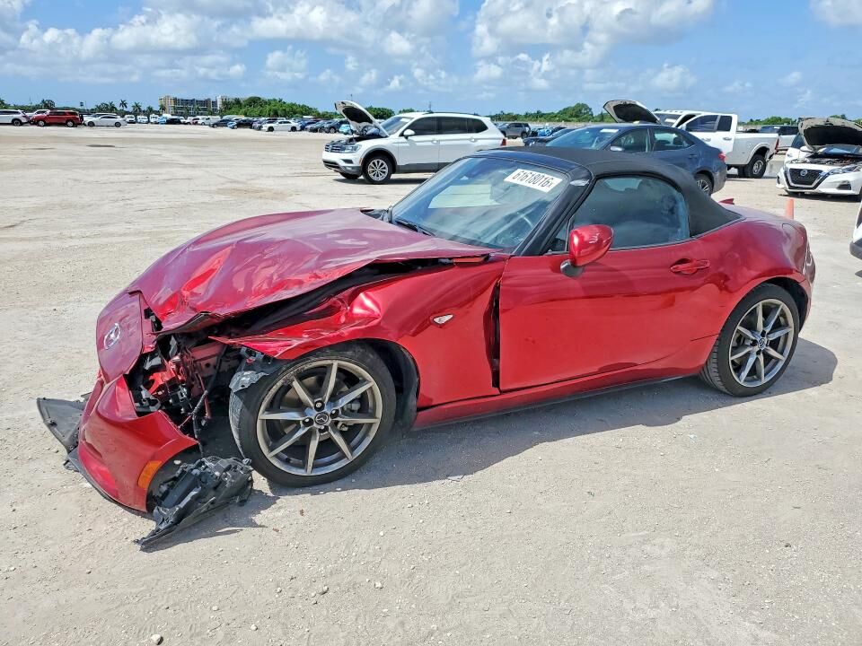 2022 MAZDA MX-5
