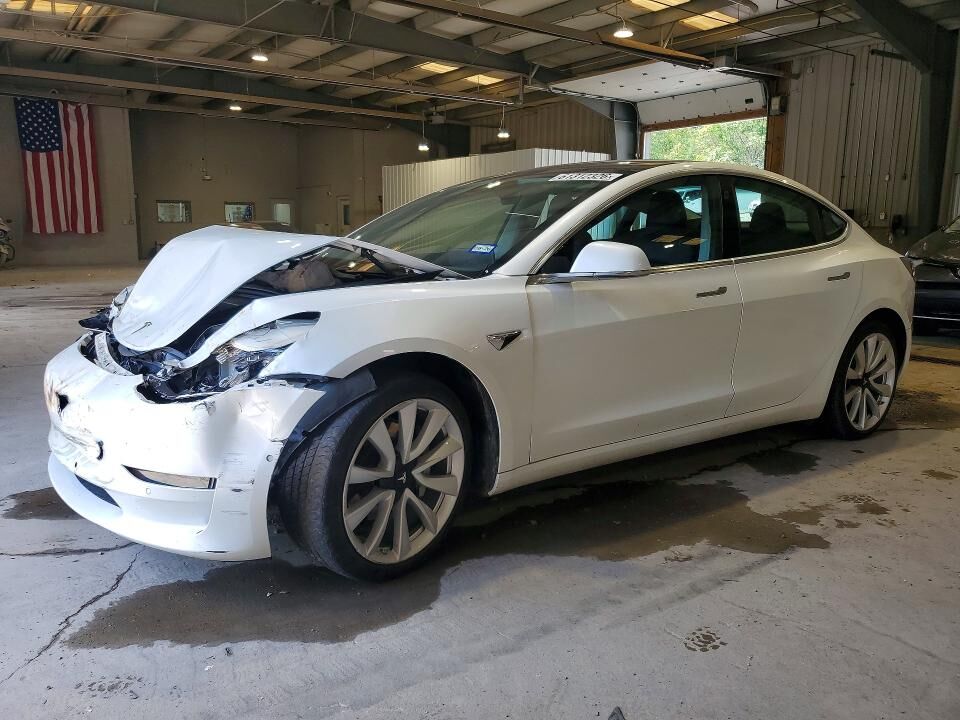 2020 TESLA Model 3