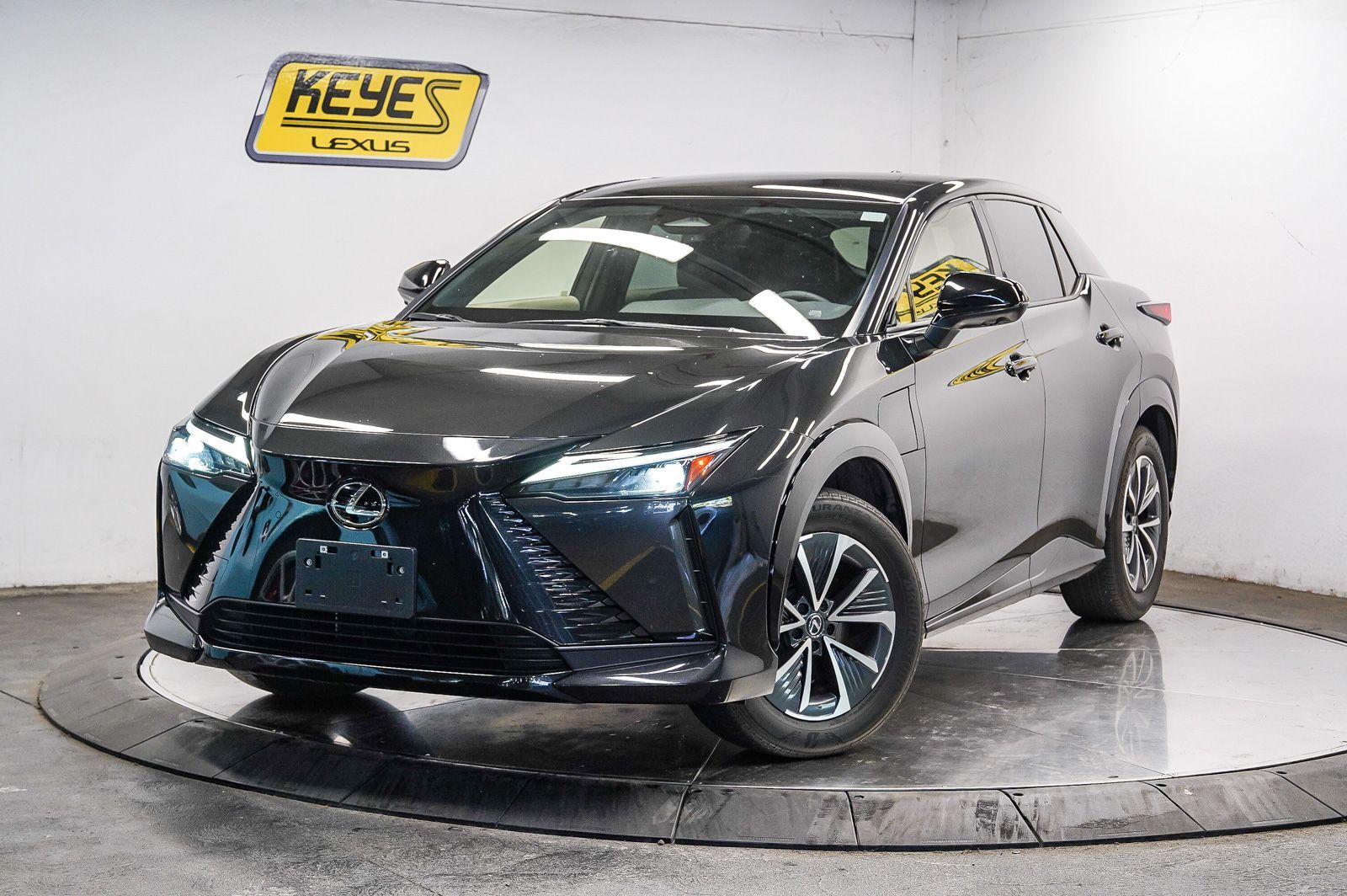 2025 LEXUS RZ
