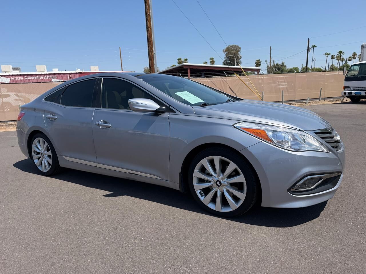 2016 HYUNDAI Azera