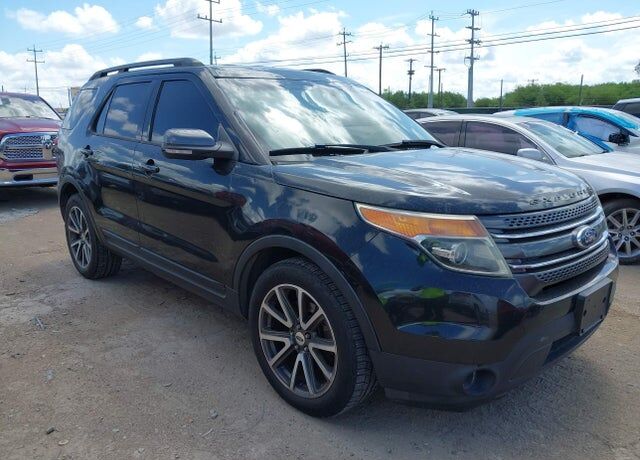 2015 FORD Explorer