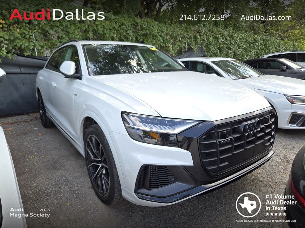 2023 AUDI Q8