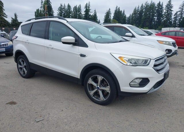 2017 FORD Escape