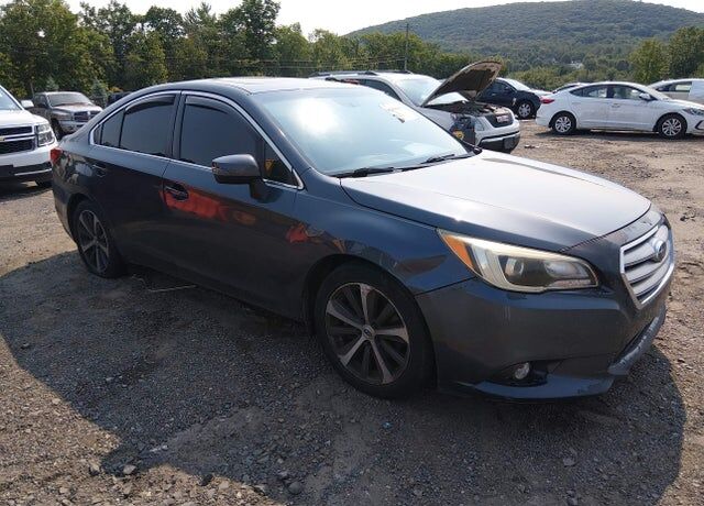 2015 SUBARU Legacy