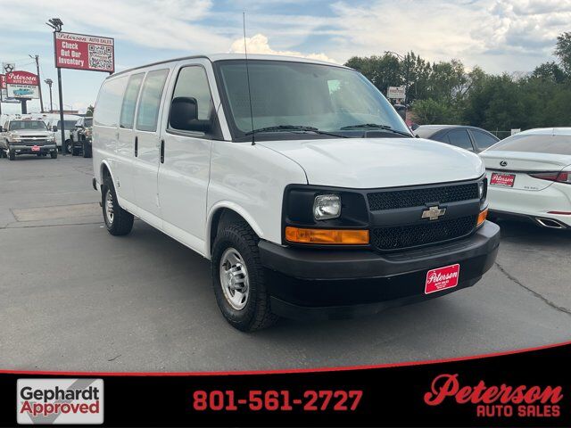 2017 CHEVROLET Express