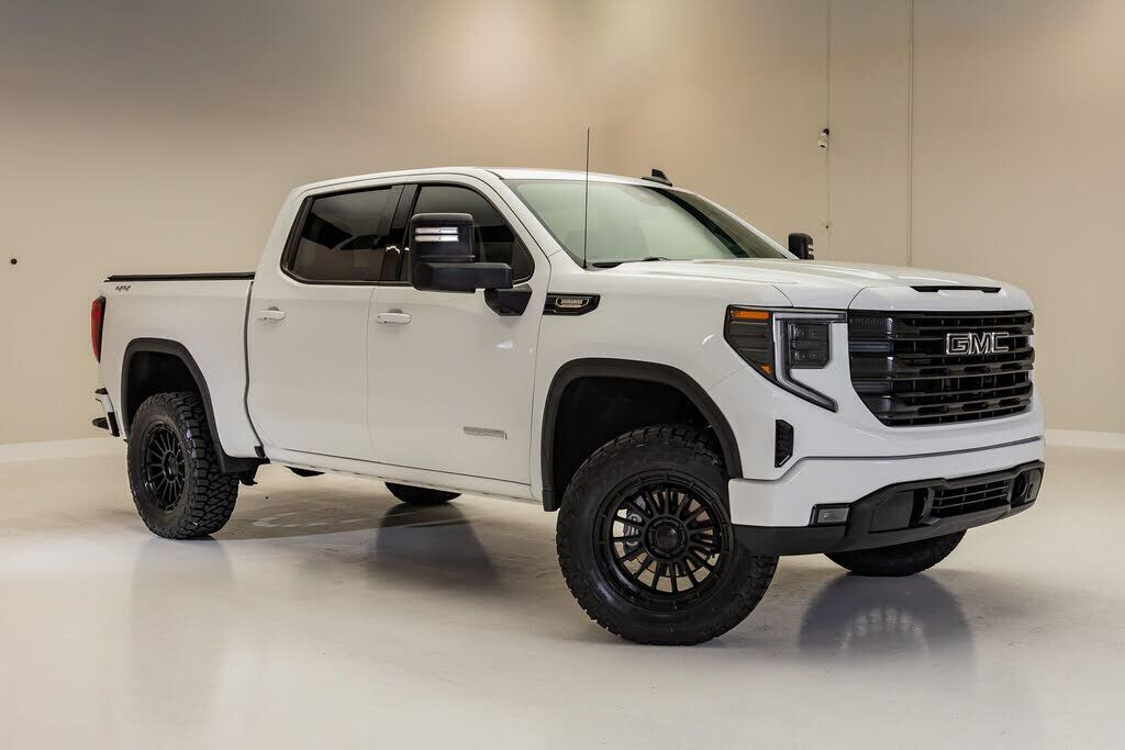 2024 GMC Sierra