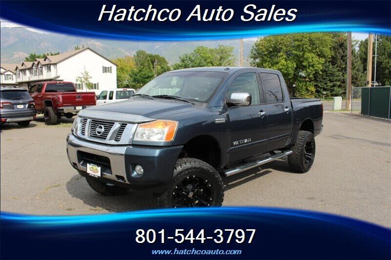 2014 NISSAN Titan