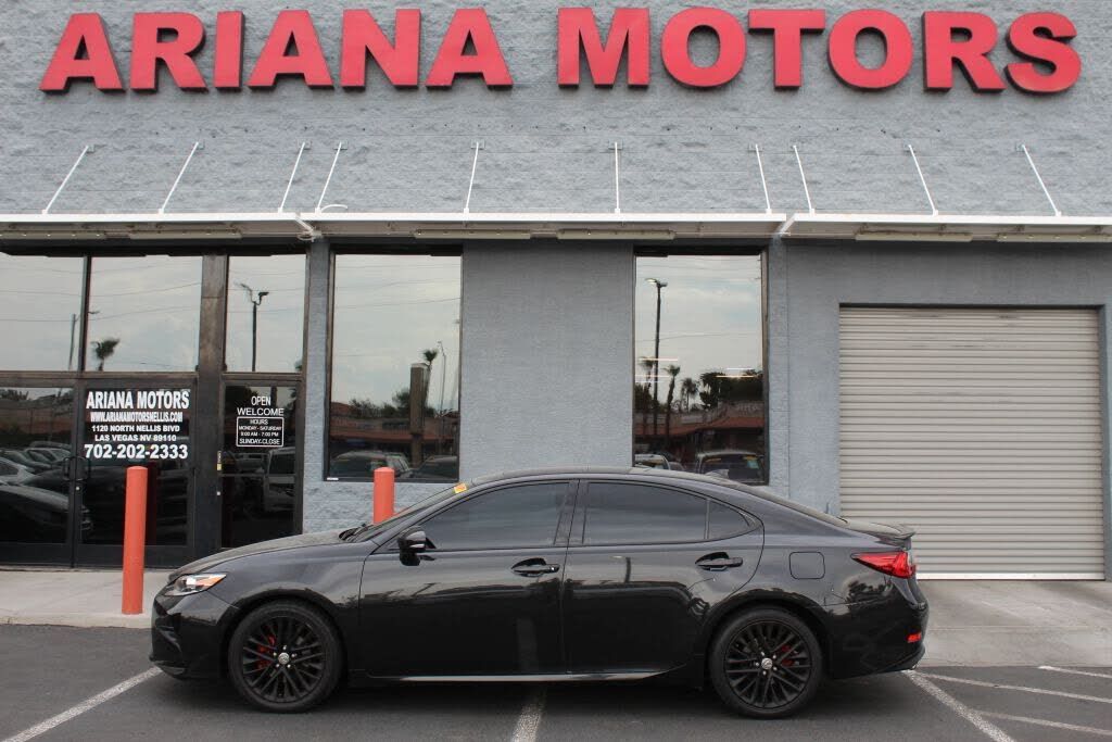 2018 LEXUS ES