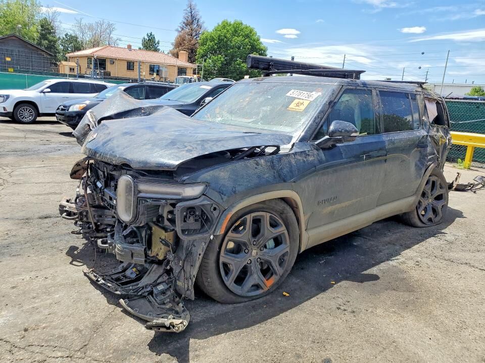 2026 RIVIAN R1S