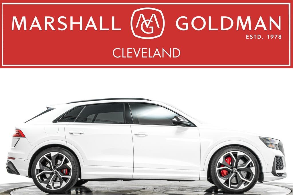 2021 AUDI RS Q8