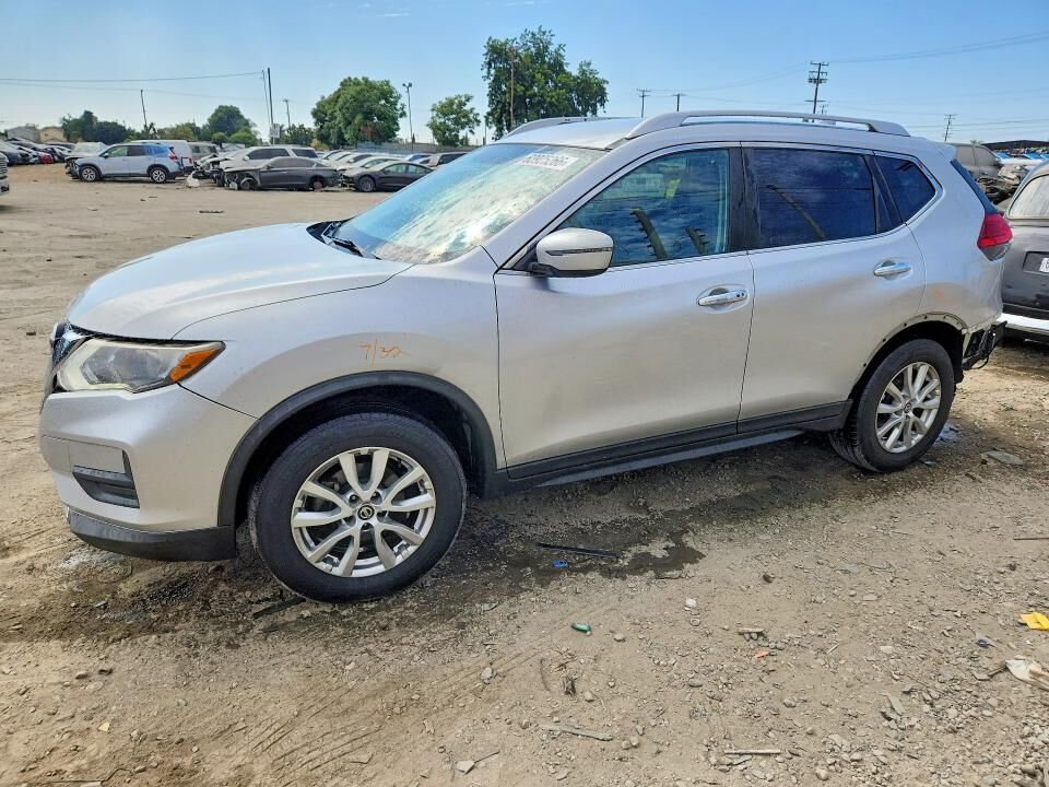 2017 NISSAN Rogue