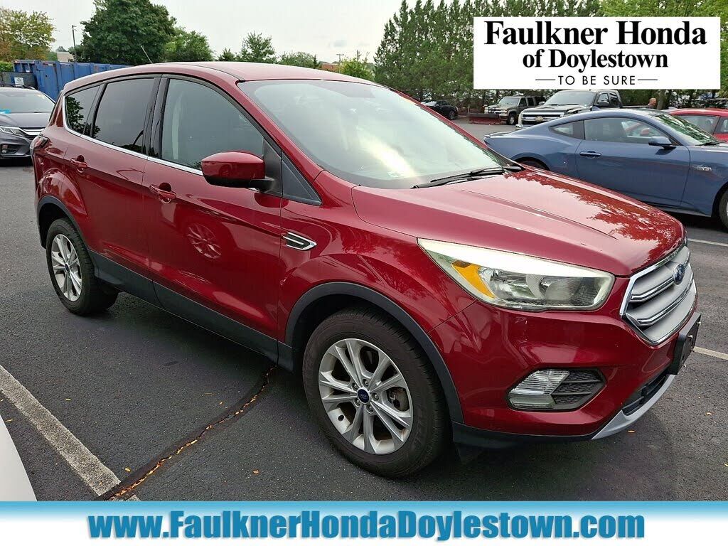 2017 FORD Escape