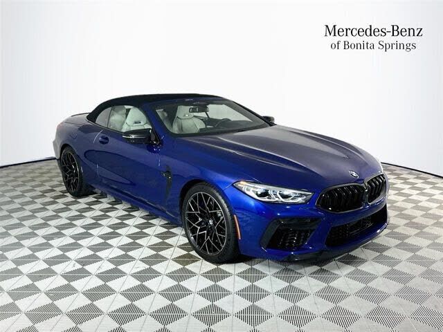 2022 BMW M8