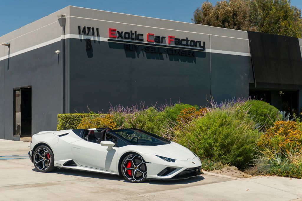 2023 LAMBORGHINI Huracan
