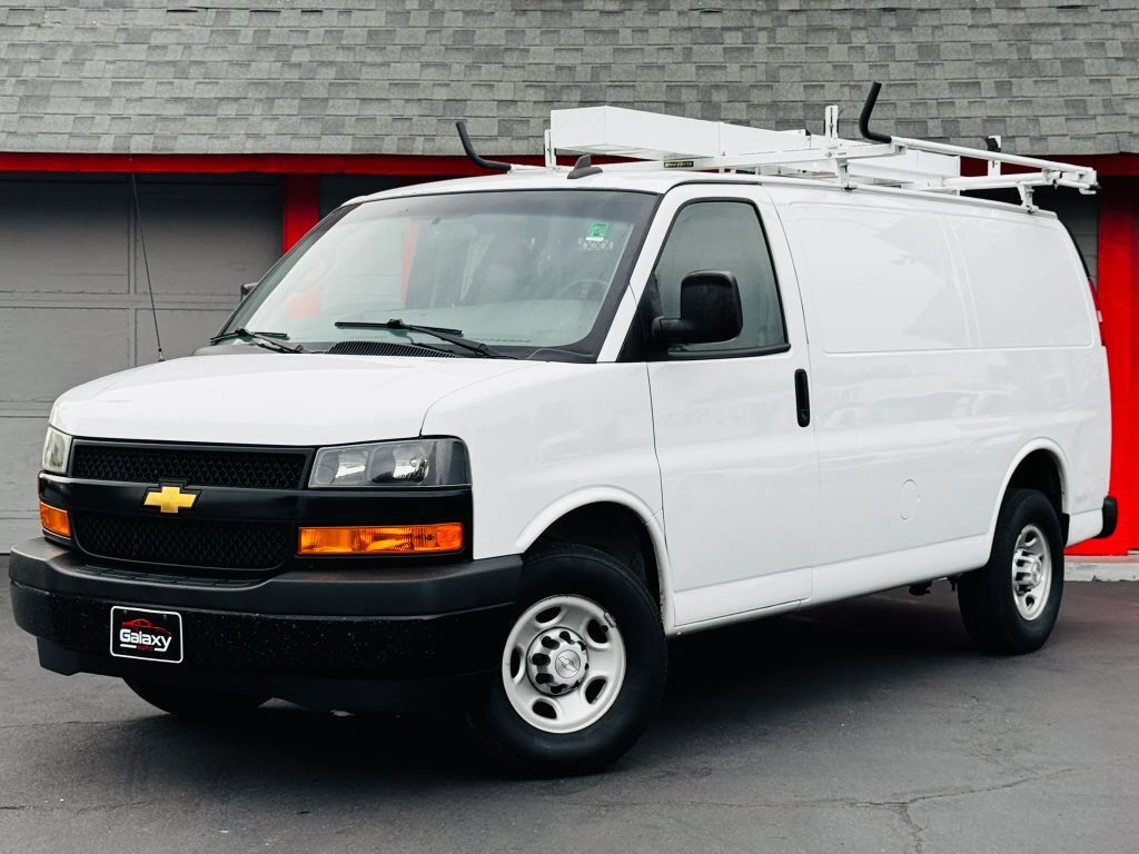 2019 CHEVROLET Express