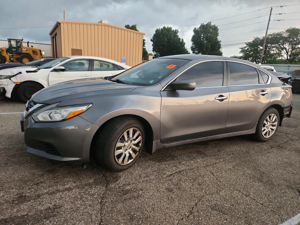 2017 NISSAN Altima