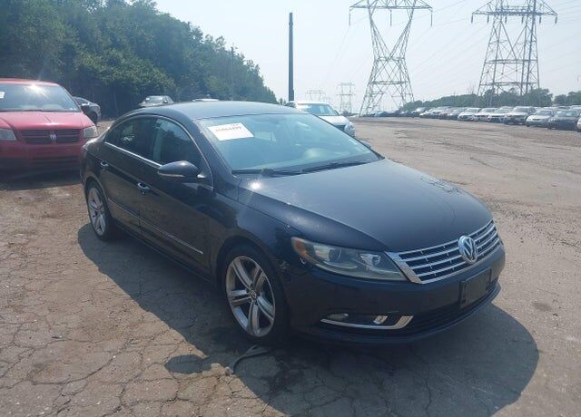 2013 VOLKSWAGEN Passat